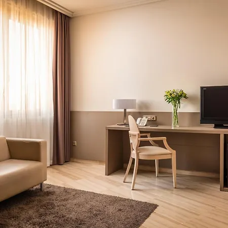 Sb Ciutat 4* 塔拉戈纳